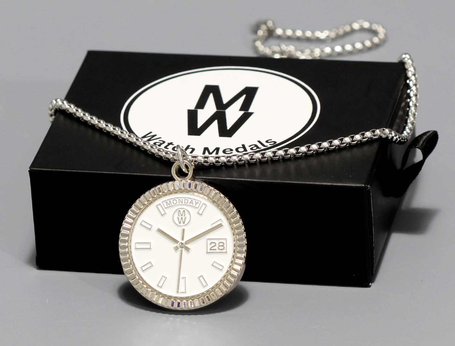 New Collection! Watchmedals PRESIDENTIAL Series Medal Necklace - Silver & White