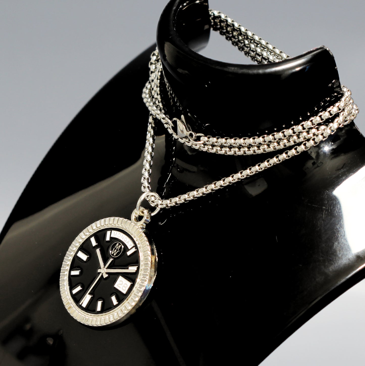 New Collection! Watchmedals PRESIDENTIAL Series Medal Necklace - Silver & Black