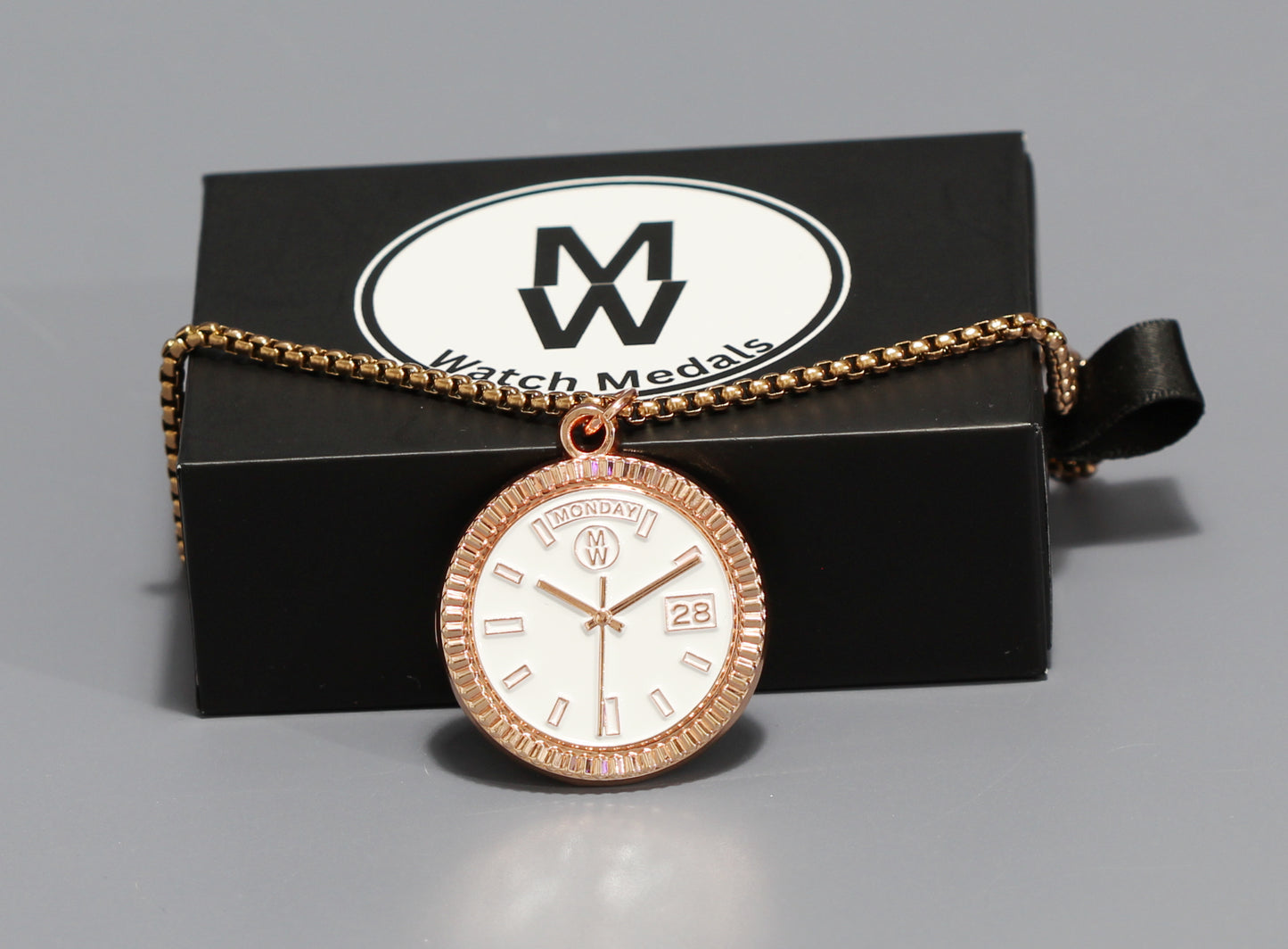 New Collection! Watchmedals PRESIDENTIAL Series Medal Necklace - Rose Gold & White