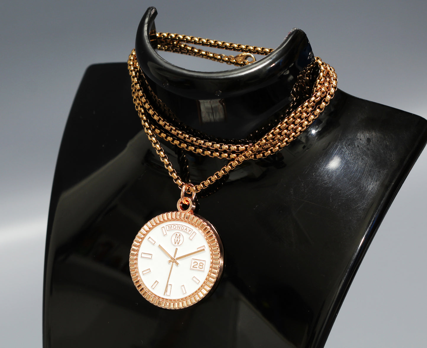 New Collection! Watchmedals PRESIDENTIAL Series Medal Necklace - Rose Gold & White